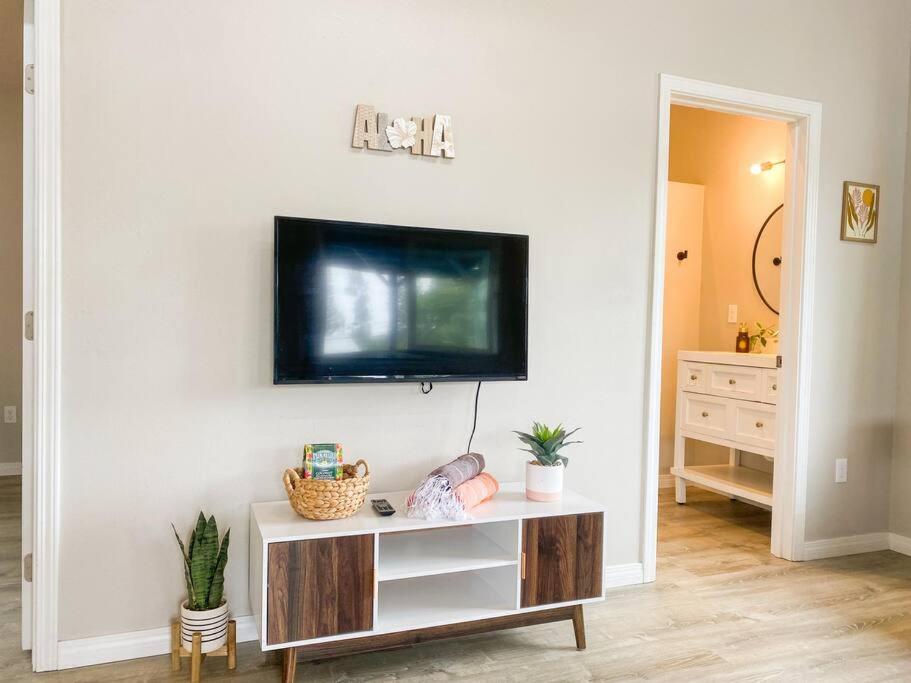 Hibiscus Hale, Full Kitchen, King Bed, Parking Apartment Keaau Екстериор снимка